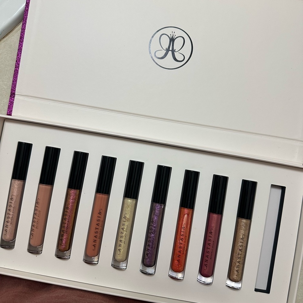 Limited-edition Holiday Lip Gloss Set by ABH Anastasia Beverly Hills